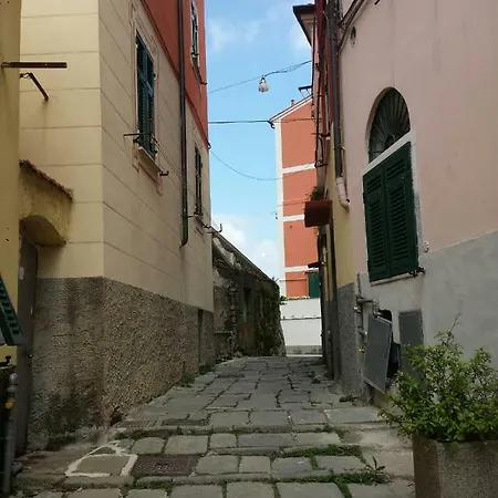 La Piccola Casa Di Rosa Borgo Marola Sul Golfo *
