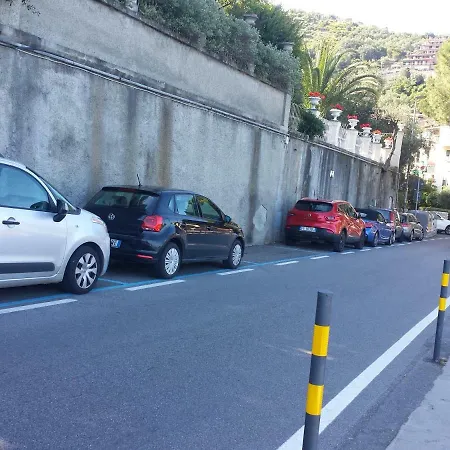 La Piccola Casa Di Rosa Borgo Marola Sul Golfo Lejlighed *